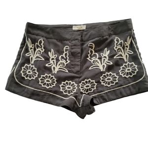 Free People Freeway, embroidered shorts , size Large